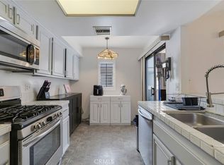 10231 Independence Ave Unit C17, Chatsworth, CA 91311