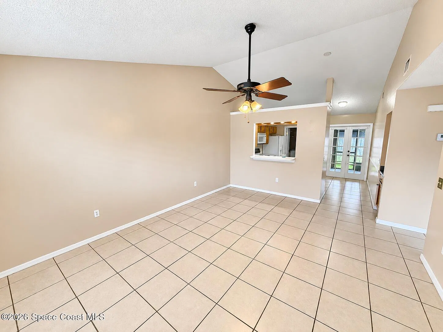 2 bed, 2.0 bath, 900 sqft, $1,200 — Photo 3