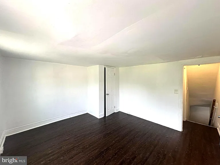 27.5 W Bethel St — Photo 24