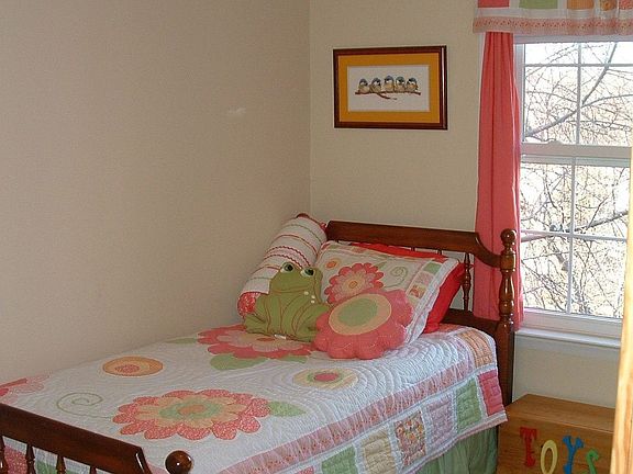 Second Guest Room 