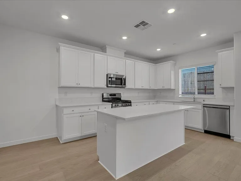 12658 Rosefinch Way — Photo 11