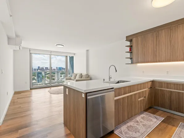 1515 Liona St, Honolulu, HI