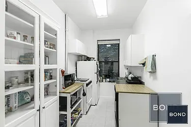 Rented by Bond New York