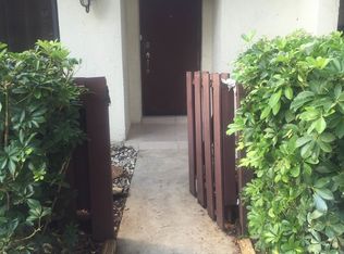 3405 Spruce Rd, Hollywood, FL 33021