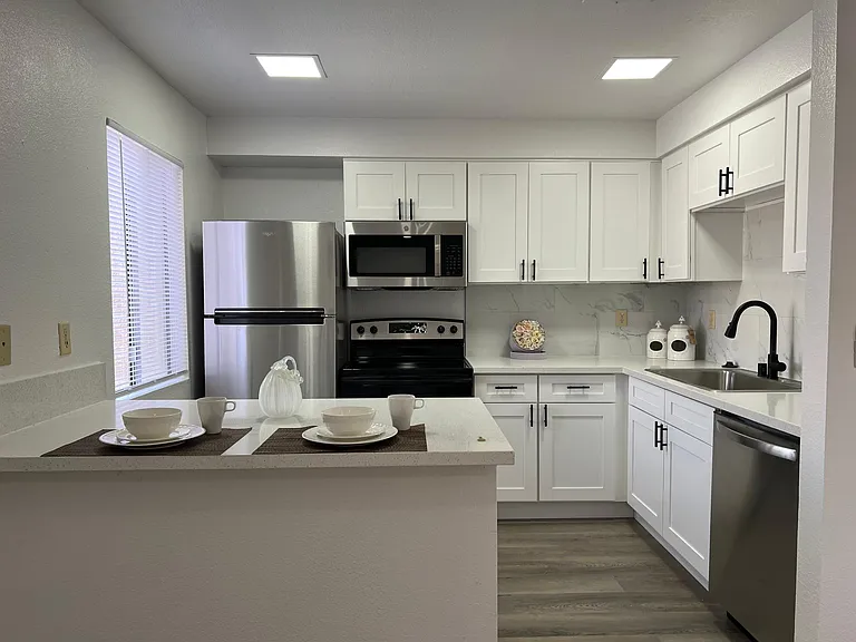 5080 Indian River Dr #360 — Photo 7