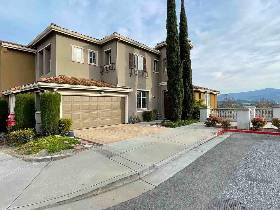 1st image of 298 Casselino Dr