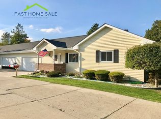 3342 Pine Villa Ct, Grand Blanc, MI 48439