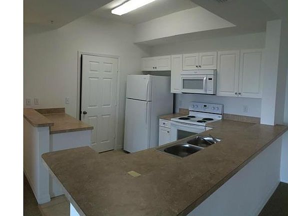 3rd image of 9075 Colby Dr APT 2614