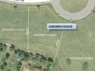 Secretariat Dr, Springfield, OH 45503