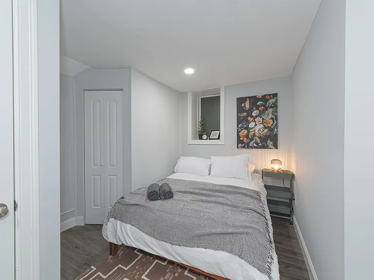 584 Orange Street — Photo 8