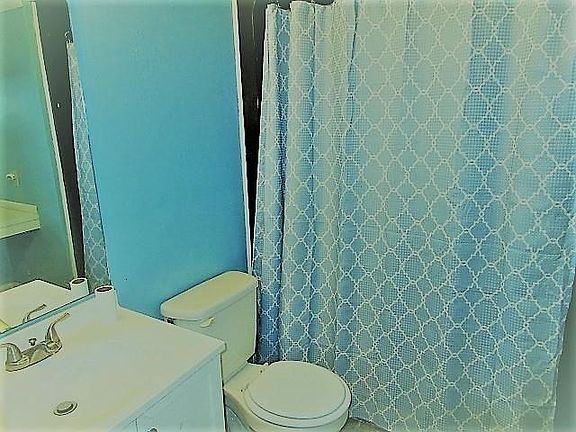 5th image of 346 Willis Ave