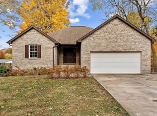 3462 Shakertown Rd, Dayton, OH 45430