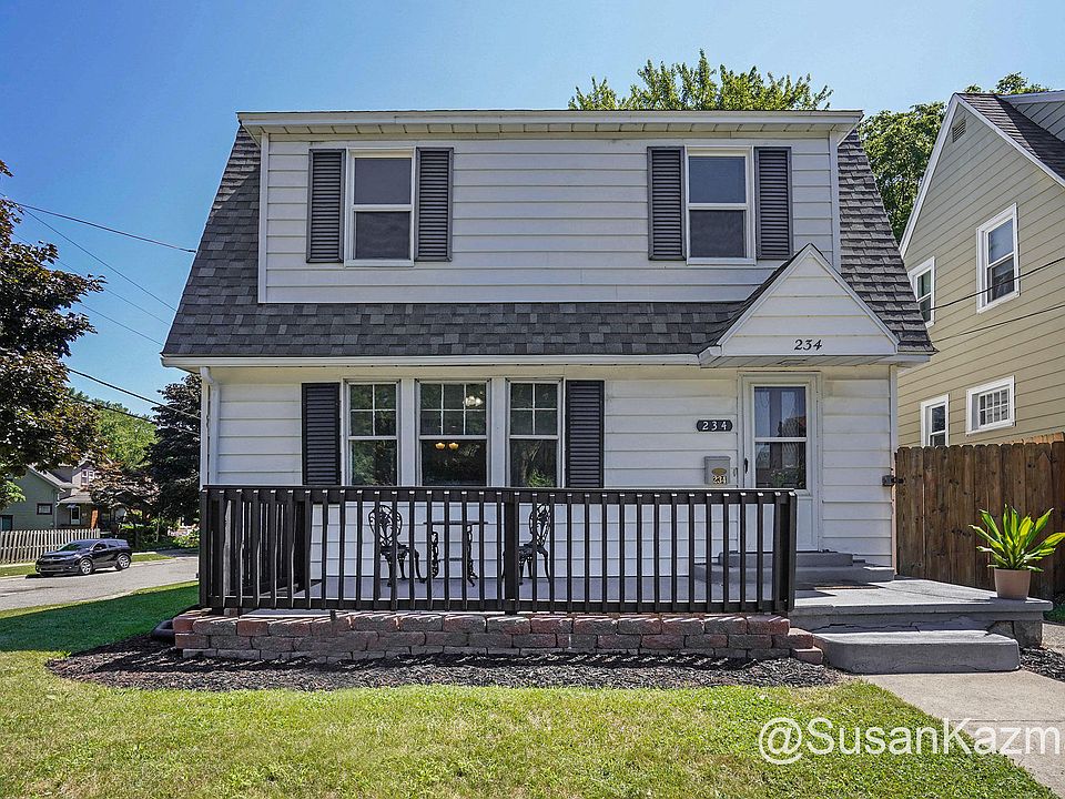 1st image of 234 Diamond Ave NE