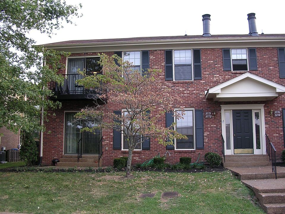 Great condo in convenient location! 