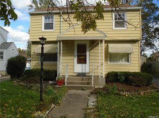 621 77th St, Niagara Falls, NY 14304