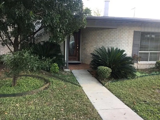 Building Photo - 918 Briarcliff Dr