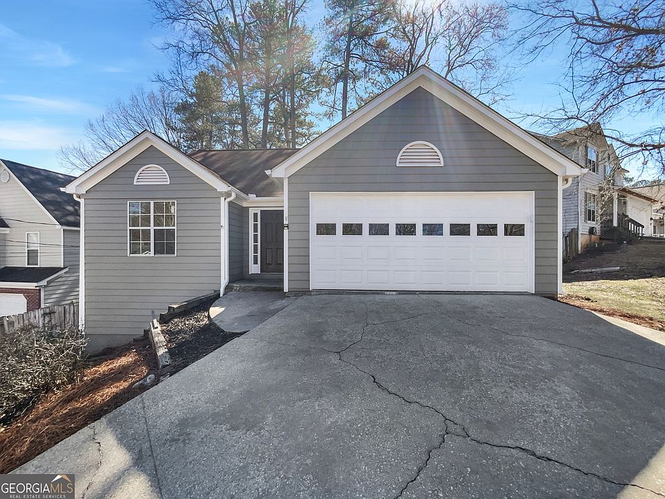 1st image of 1831 Killarney Dr SW
