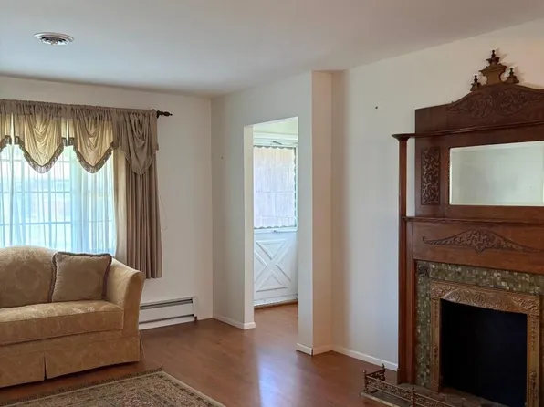 103 Westbrook Drive, Toms River, NJ 08757