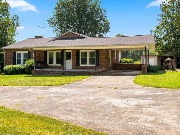 421 Elam Rd, Belwood, NC 28090