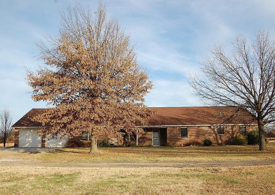 1st image of 2226 County Road 2100