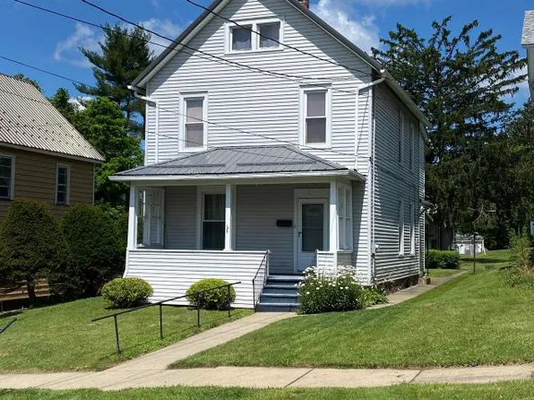 213 N Carver St #8, Warren, PA 16365