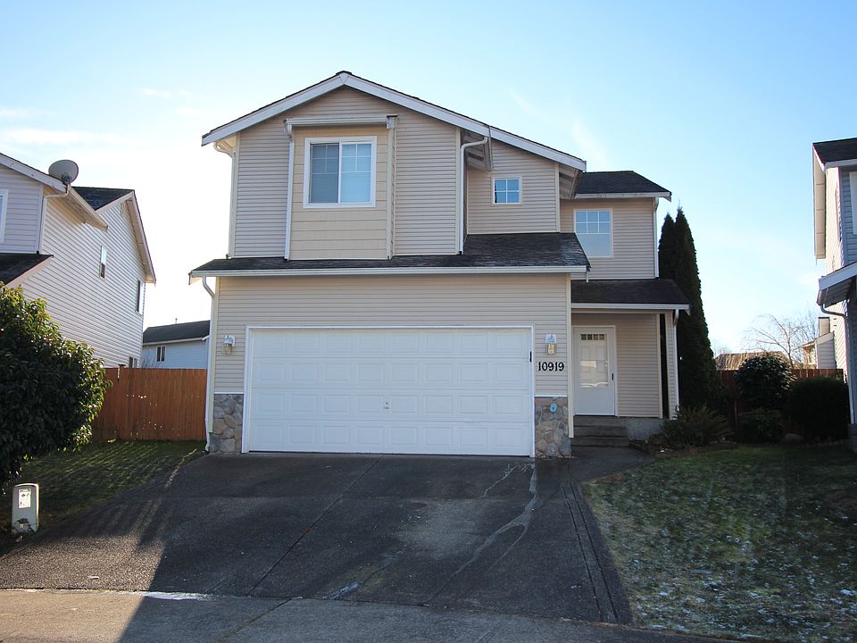 1st image of 10919 185th Ave E