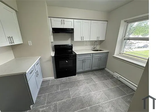 12 E 36th St #2 — Photo 1