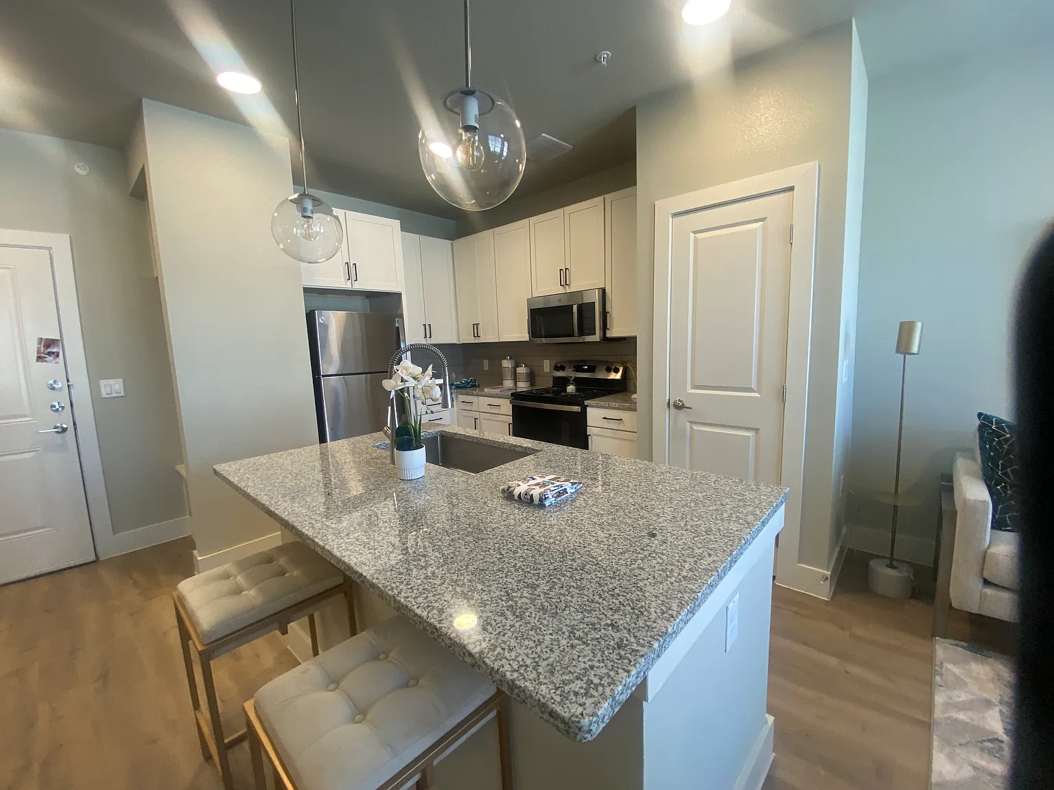 Rollingwood Dr, San Marcos — Photo 2