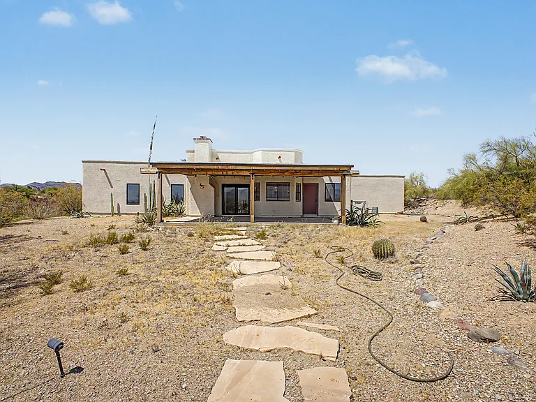 4650 N Paseo De Los Cerritos — Photo 34