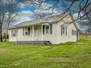 196 Old Stage Rd, Rogersville, TN 37857