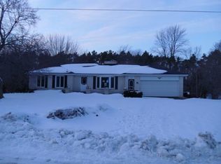 6839 Maple Brook Dr, Allendale, MI 49401