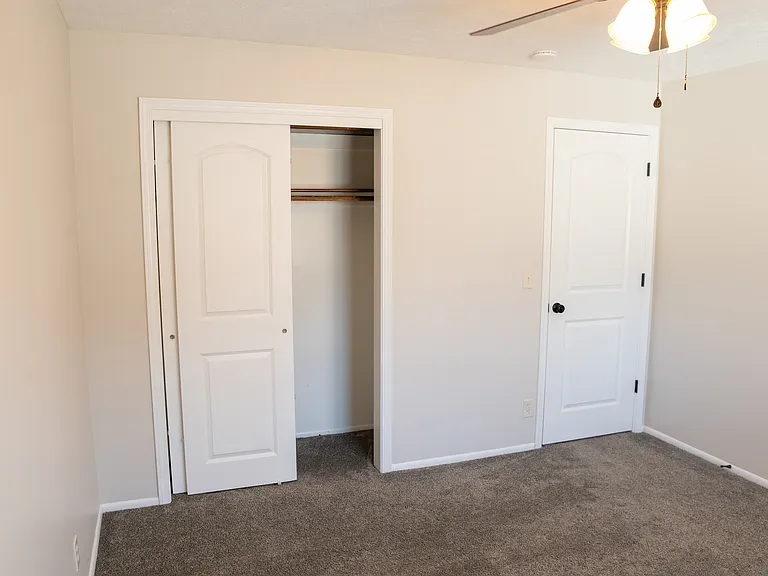 Center 45 Apartments — Photo 11