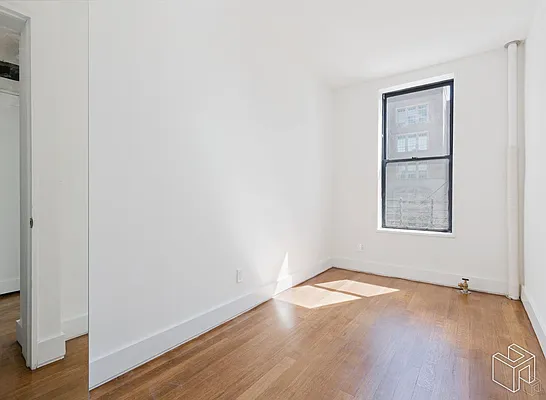 Rented by Halstead Real Estate | media 4