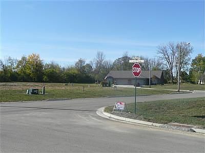 1st image of 301 Lauren Circle Dr