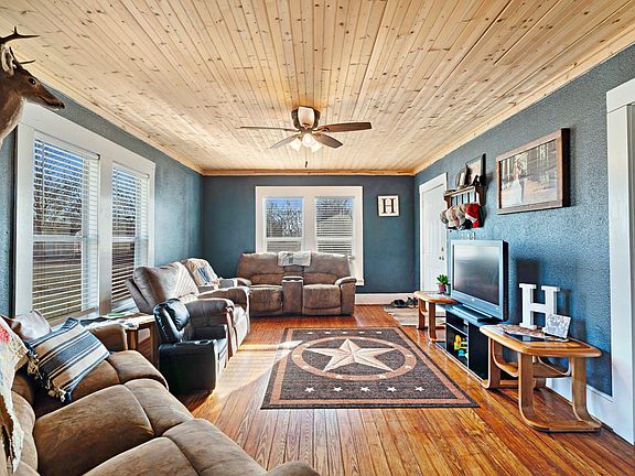 2nd image of 5366 Farm Road 2573