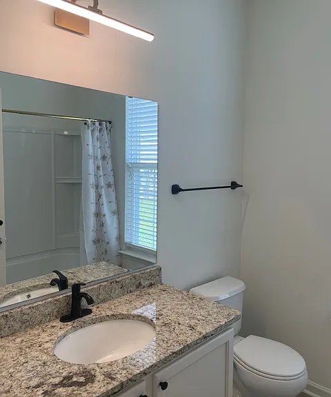 808 Wylie Ct — Photo 14