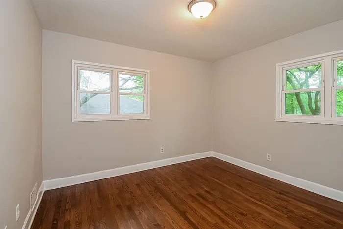 2712 Cherry Laurel Ln SW — Photo 11