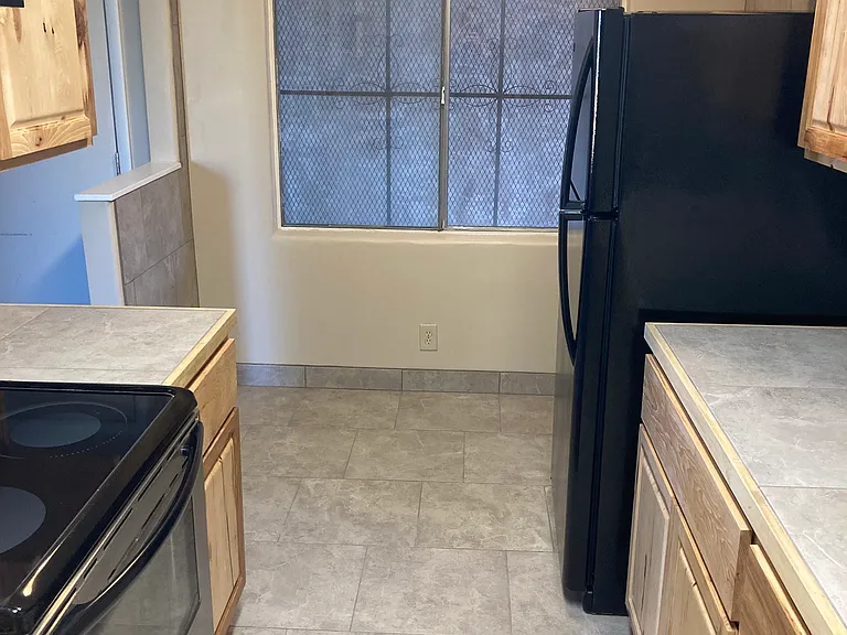421 Alcazar St SE #2 — Photo 6