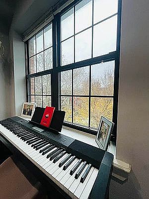 2nd image of 586 Bainbridge St #3L