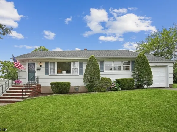 25 Mayfair Pl, Clifton City, NJ 07013