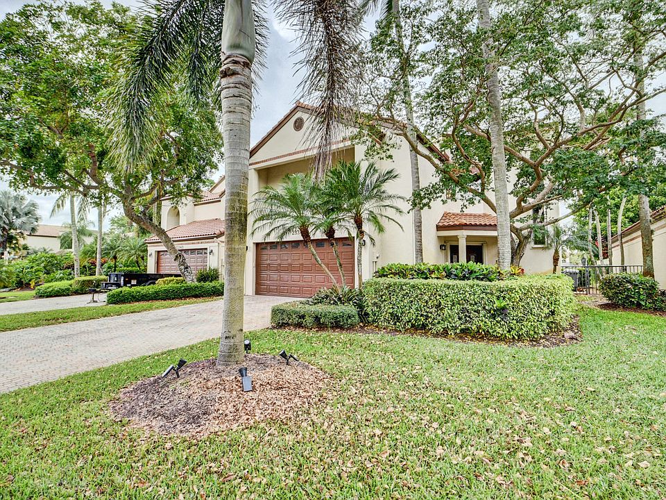 Home For Sale In Boca Pointe