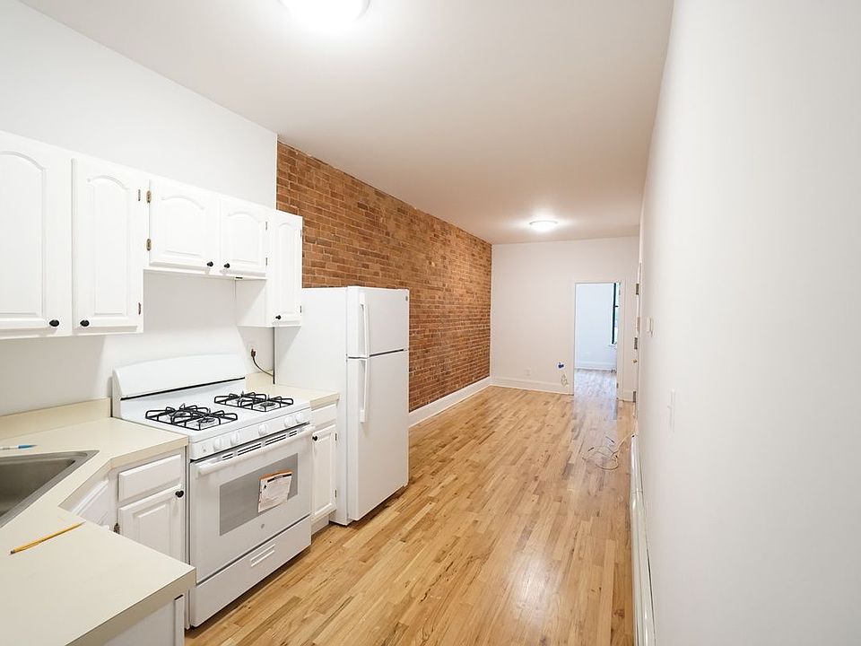 1st image of 255 16th St #1A