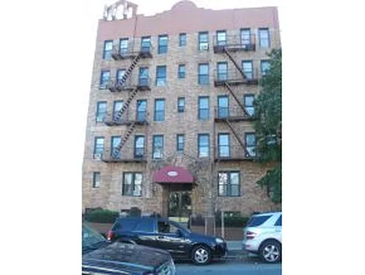 Sold by Calabrese Real Estate | media 2