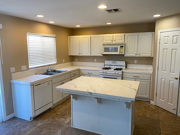4th image of 2339 Stahl Ct