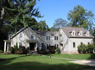 89 Hollow Tree Ridge Rd, Darien, CT 06820