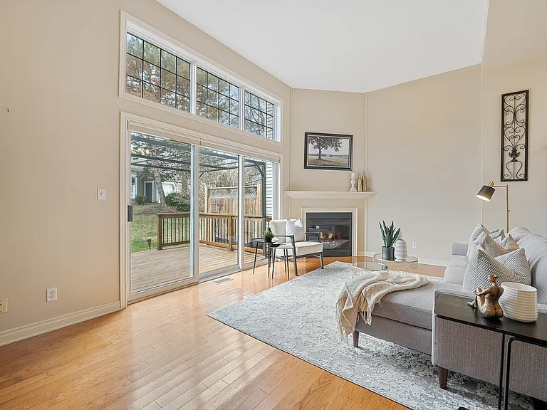 15 Lakeside Dr #41 — Photo 10