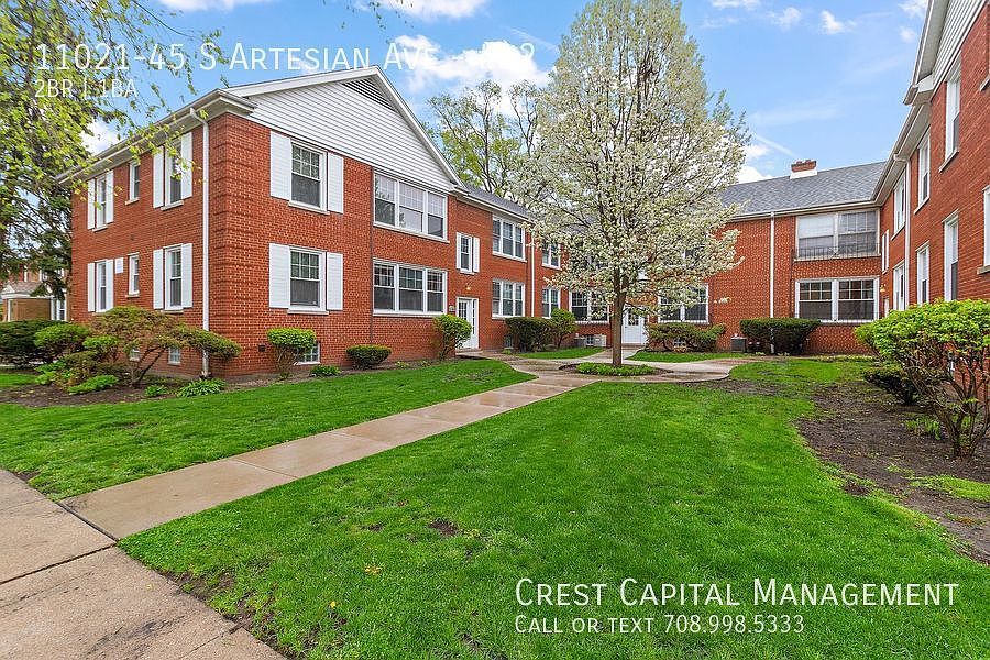 1st image of 11021-45 S Artesian Ave #12