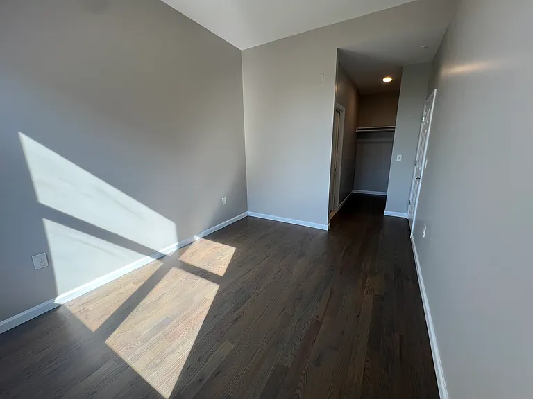 189-195 Avenue E #301 — Photo 5