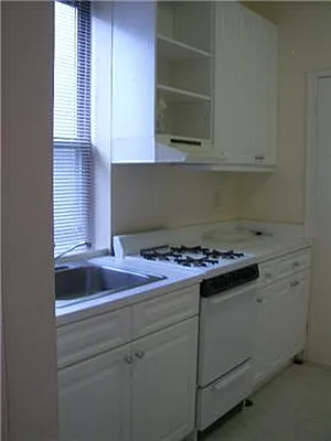 Rented by AJ Clarke | media 22