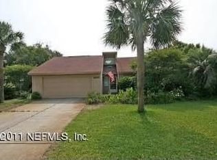 1869 Sea Oats Dr, Atlantic Beach, FL 32233